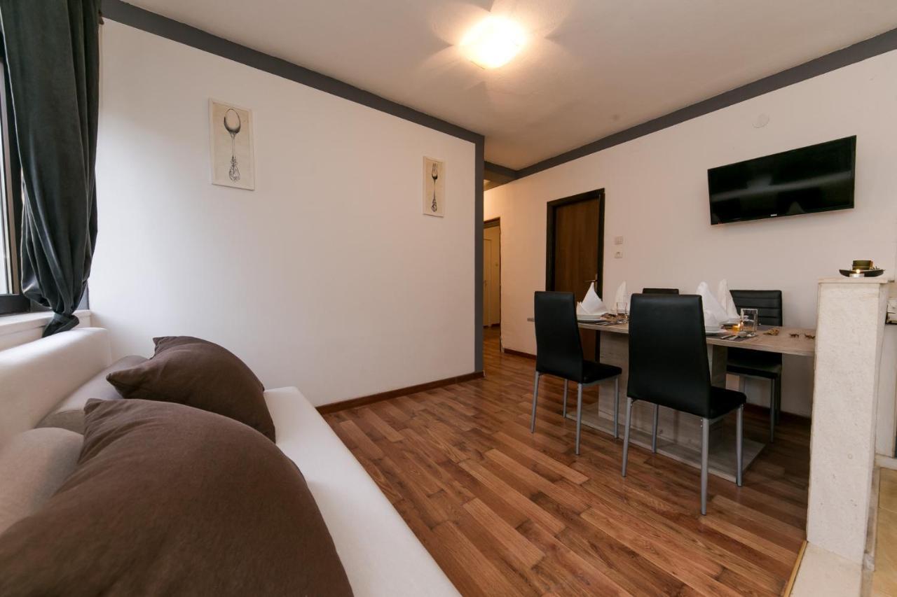 Vukman Apartment *